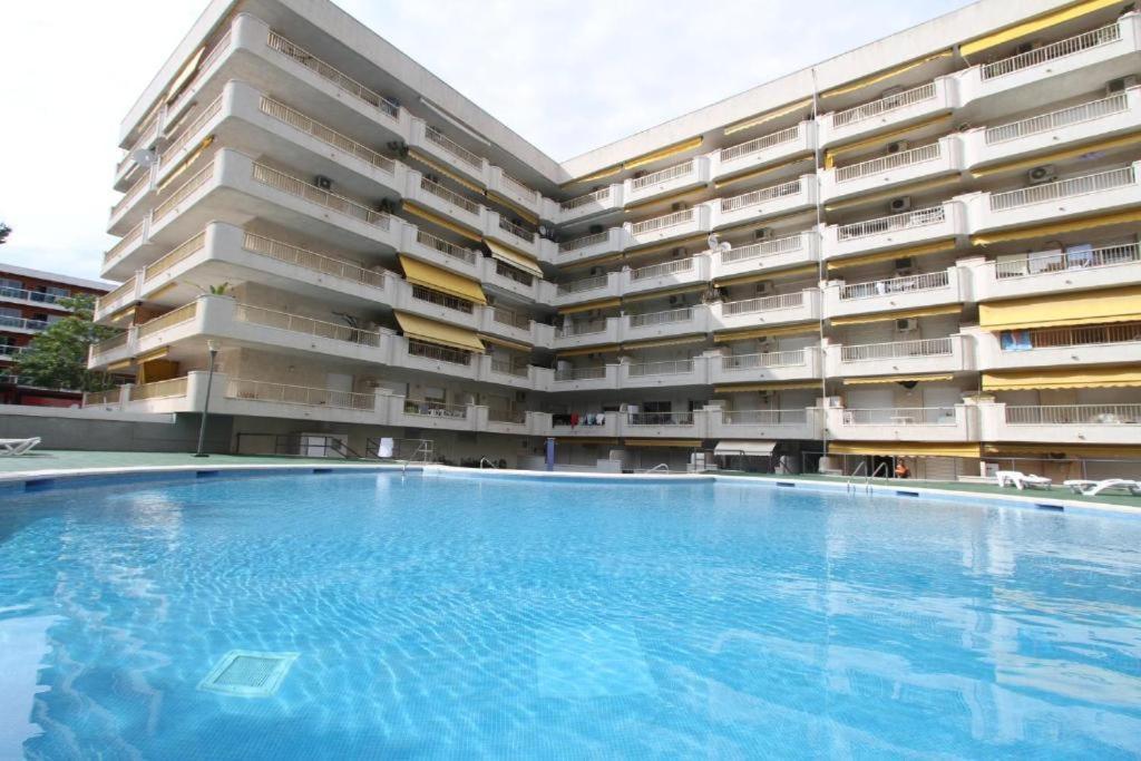 For A Stay Atalaya Salou Luaran gambar